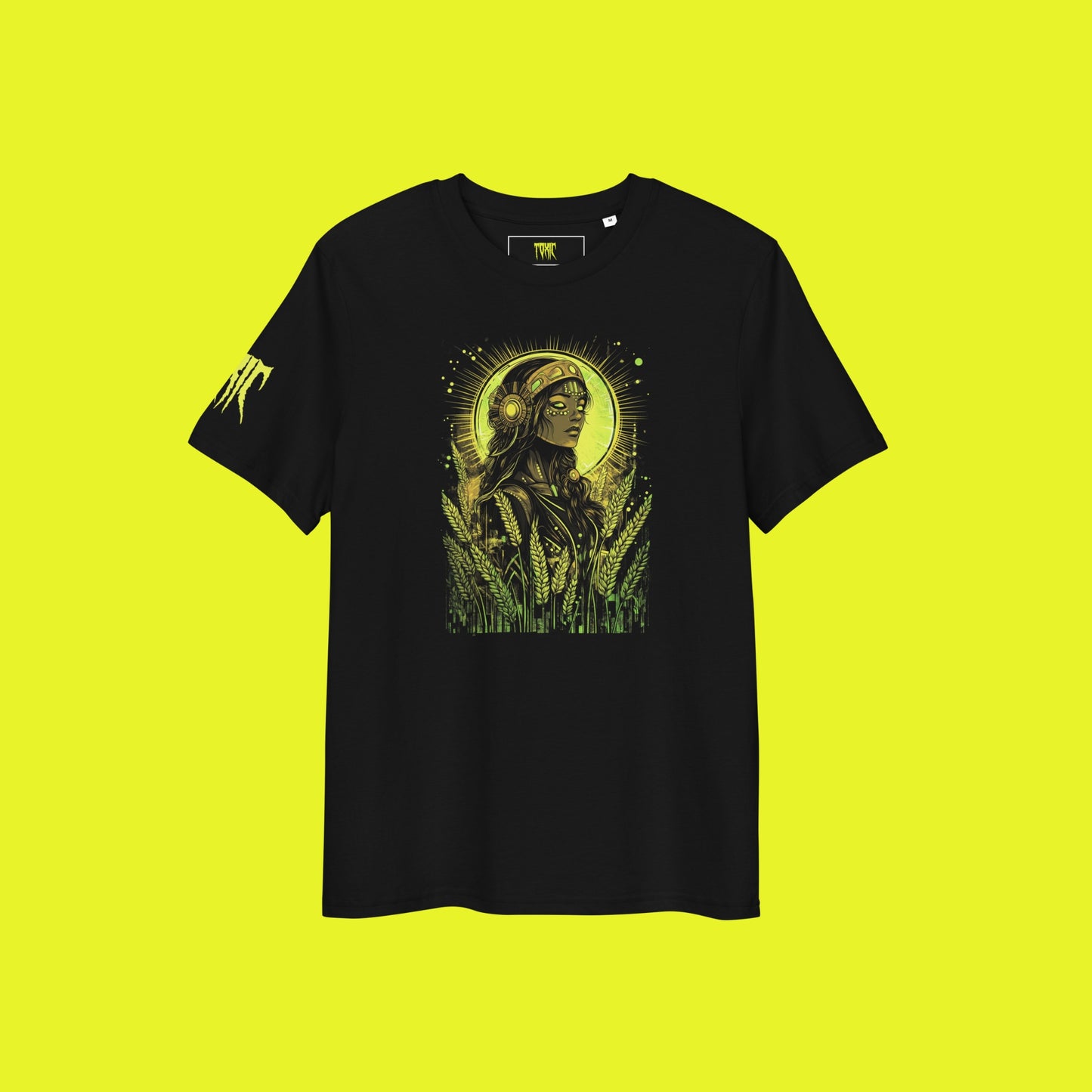 Nature Queen Tee Front