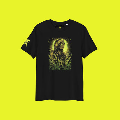 Nature Queen Tee Front